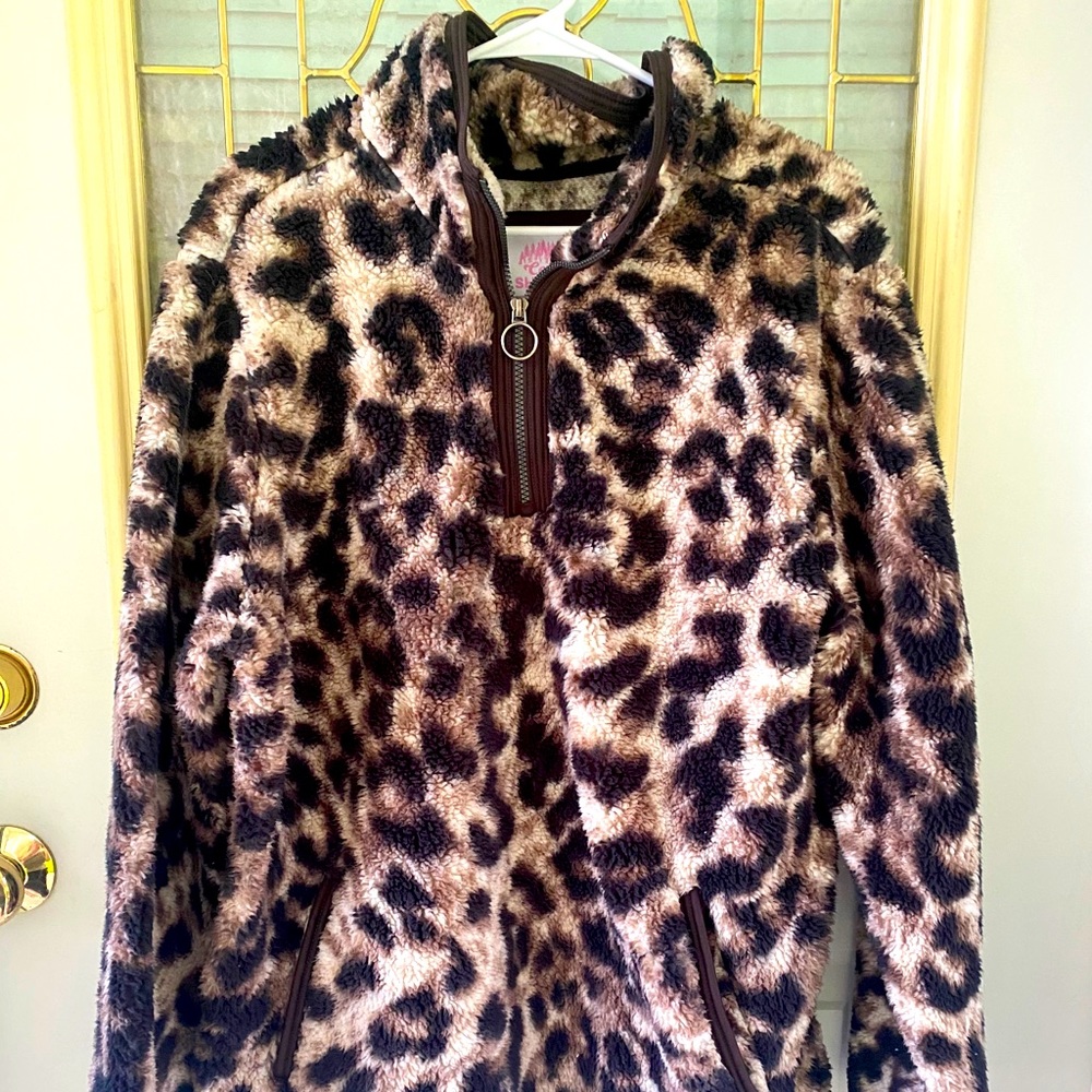 Oversized Leopard Sherpa